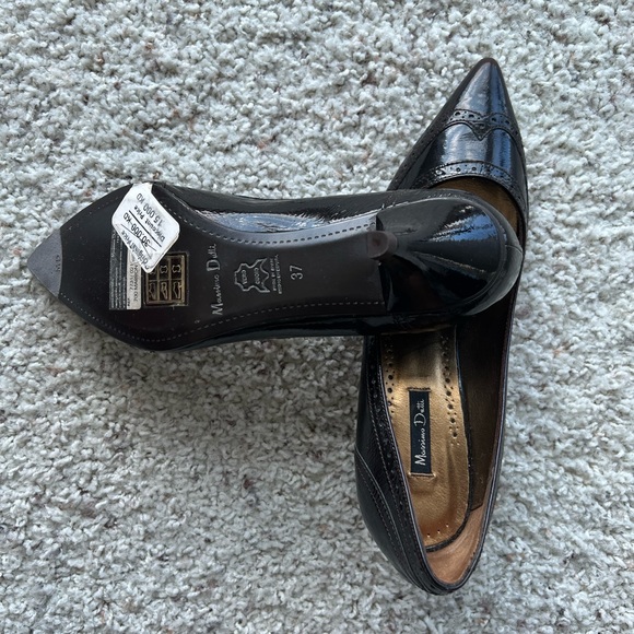 Dark Expresso Brown pumps, size 37, kitten heel. 2 inch high heels. Beautiful! - Picture 7 of 9